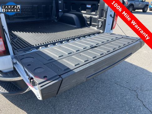 Used 2024 GMC Sierra 1500 SLE image 13