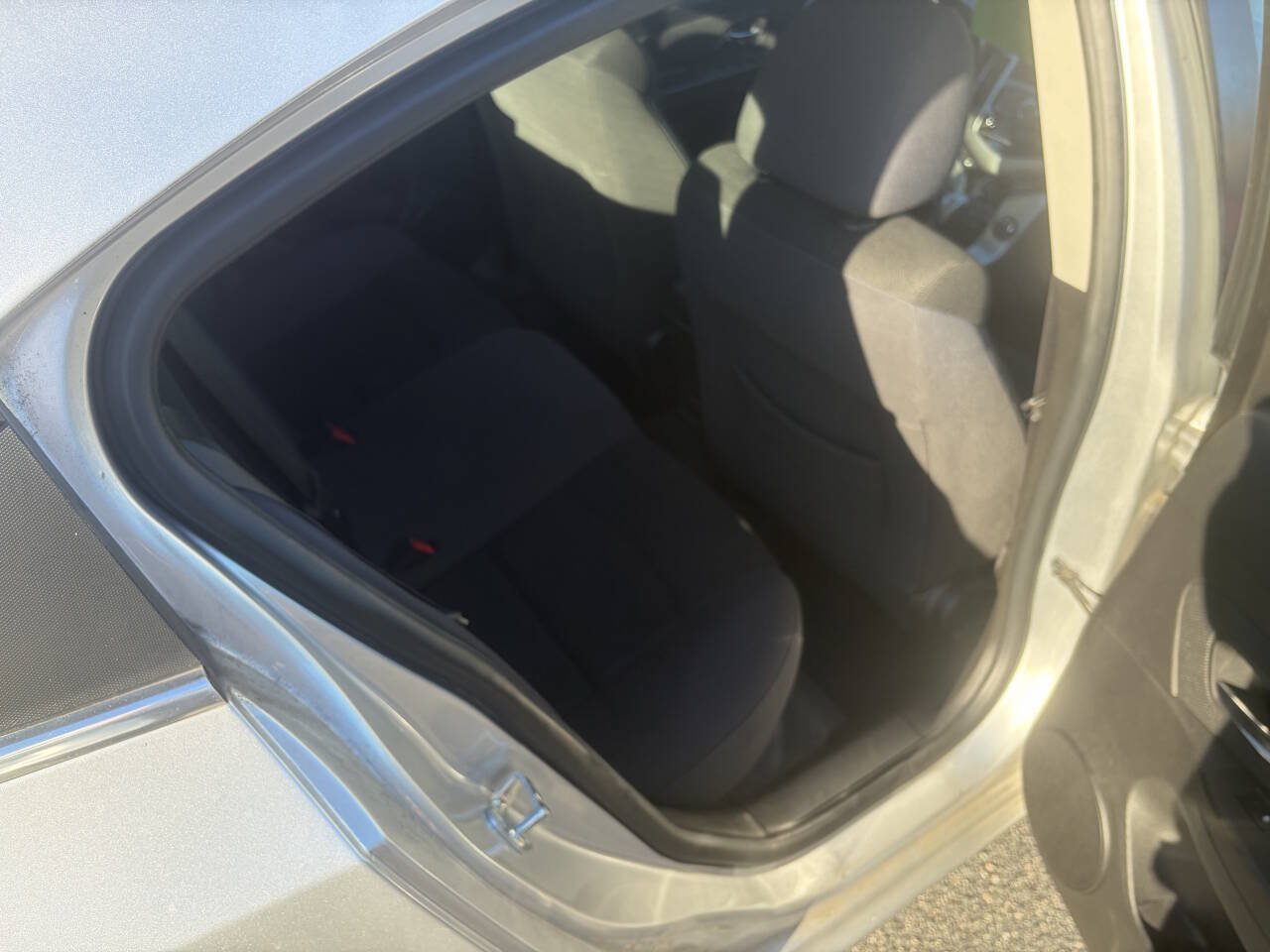 Used 2016 Chevrolet Cruze LT FWD image 9