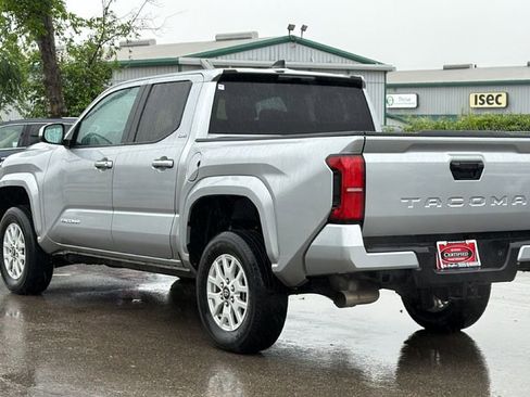 Used 2024 Toyota Tacoma SR5 RWD image 9