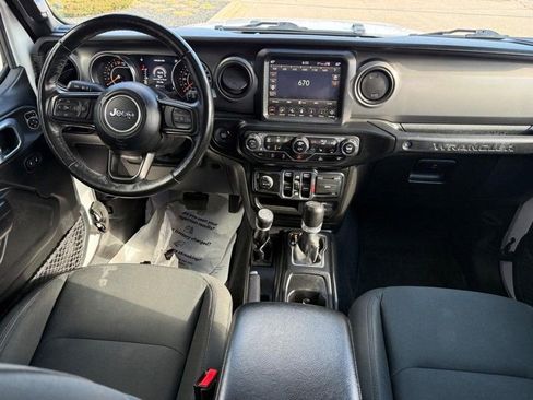 Used 2021 Jeep Wrangler Unlimited Sport image 13