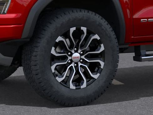 New 2026 GMC Canyon Denali AWD/4WD image 9