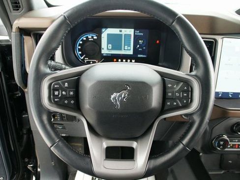 Used 2023 Ford Bronco Outer Banks image 21