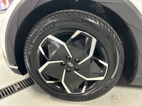 Used 2024 Hyundai Ioniq 5 SEL RWD image 9
