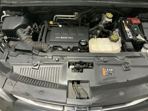 Used 2019 Chevrolet Trax Premier w/ Midnight Edition image 9