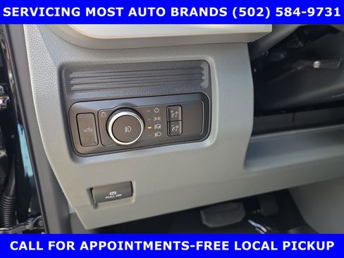 New 2025 Ford F250 XLT image 17