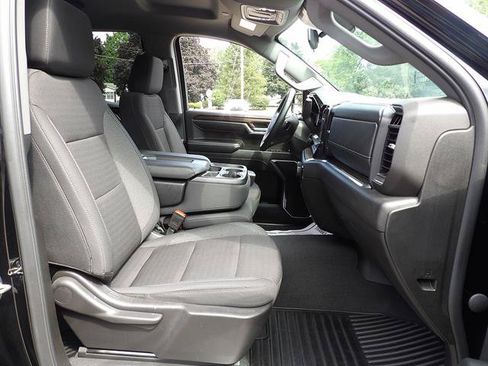 Used 2024 Chevrolet Silverado 1500 LT AWD/4WD image 36