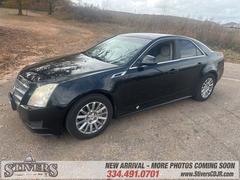 Used 2011 Cadillac CTS Sedan image 1