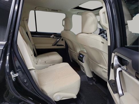 Used 2023 Lexus GX 460 Premium image 20