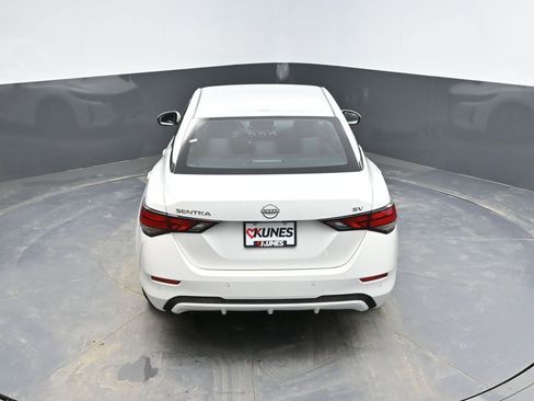 Used 2024 Nissan Sentra SV image 27