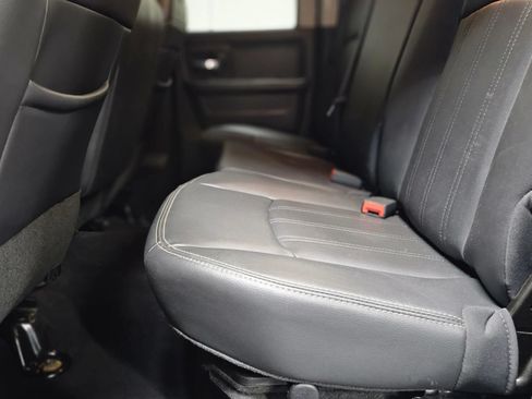 Used 2012 RAM 1500 Laramie RWD image 33