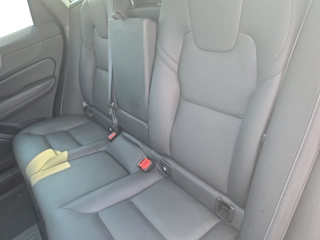 Used 2025 Volvo XC60 B5 Plus AWD/4WD image 15