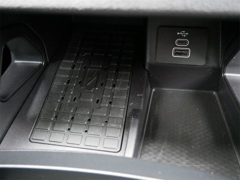 Certified 2025 Ford Ranger XLT w/ Equipment Group 301A High image 22