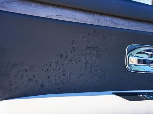 Used 2025 Rolls-Royce Ghost AWD/4WD image 34