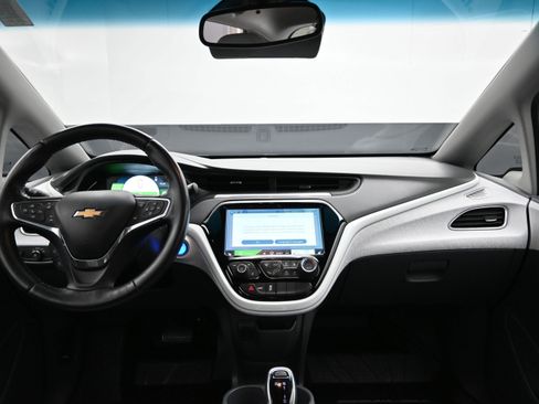 Used 2020 Chevrolet Bolt LT FWD image 15