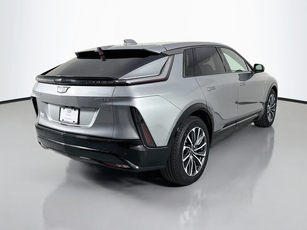Used 2024 Cadillac Lyriq Sport w/ LPO, Floor Liner Package AWD/4WD image 7