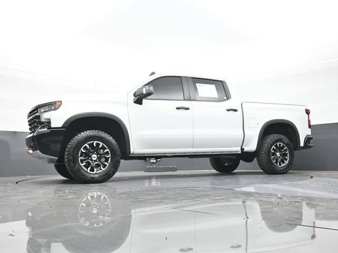 Used 2024 Chevrolet Silverado 1500 ZR2 w/ Technology Package AWD/4WD image 58