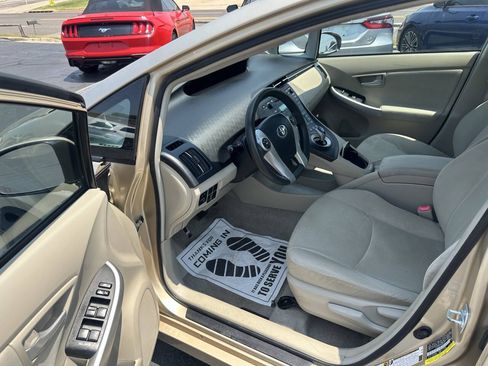 Used 2011 Toyota Prius Two FWD image 11