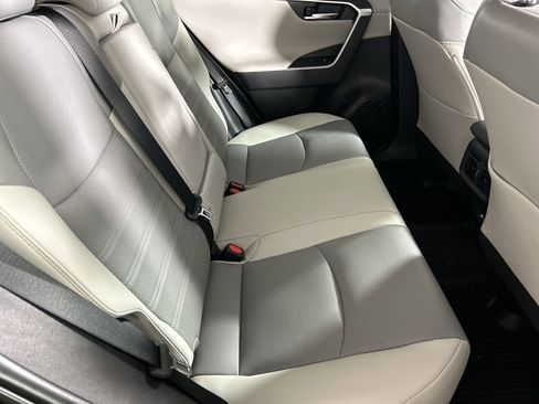 New 2025 Toyota RAV4 Limited image 24