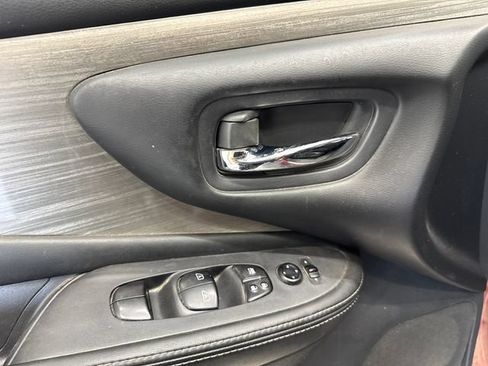 Used 2016 Nissan Murano S FWD image 37