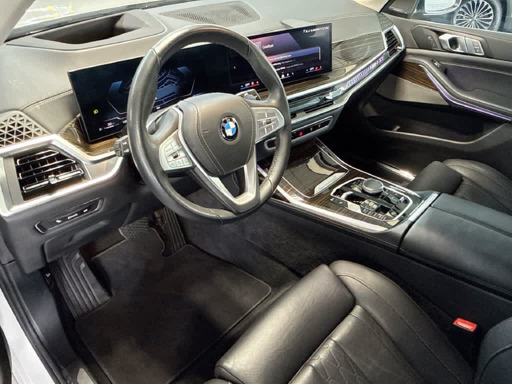Used 2026 BMW X7 xDrive40i AWD/4WD image 13
