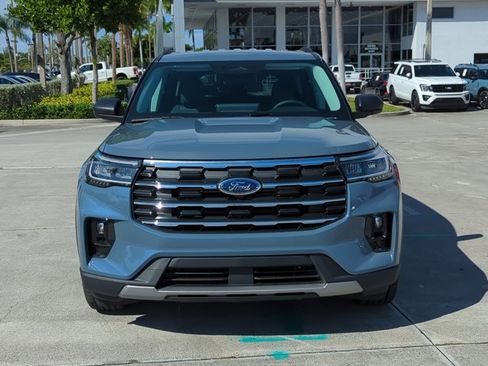 New 2026 Ford Explorer Active w/ Active Comfort Package image 6