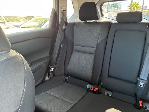 Used 2025 Nissan Rogue SV image 41