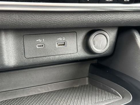 Used 2023 Nissan Rogue SV w/ SV Premium Package image 22