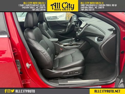 Used 2016 Chevrolet Malibu Premier w/ Driver Confidence Package II image 10