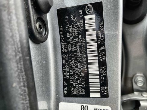 Used 2023 Lexus ES 300h w/ Luxury Package FWD image 26