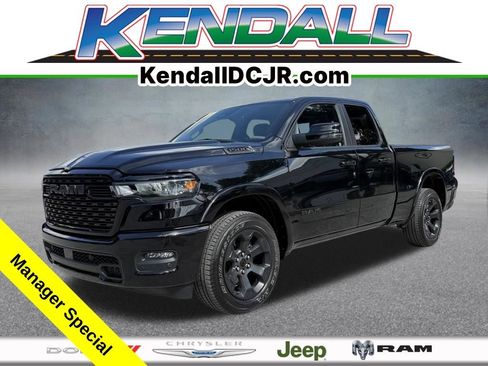 Certified 2025 RAM 1500 Big Horn AWD/4WD image 1
