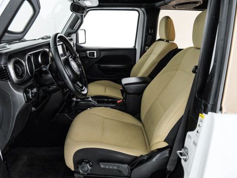 Used 2019 Jeep Wrangler Sport AWD/4WD image 29