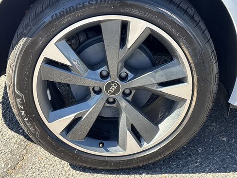 Used 2023 Audi Q4 e-tron Prestige w/ Black Optic Package image 7