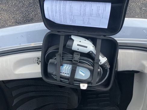 Used 2018 Chrysler Pacifica Limited w/ Advanced Safetytec Group image 27