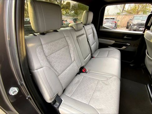 Used 2025 Toyota Tundra Limited image 19