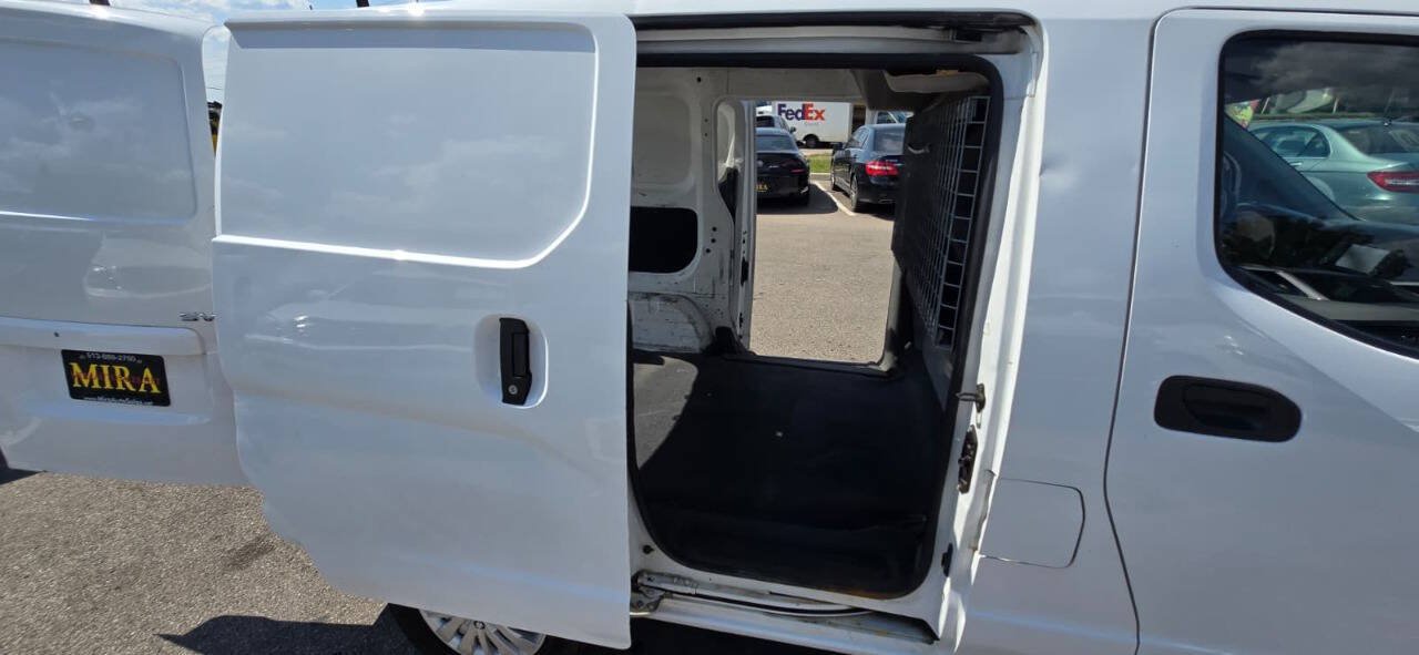 Used 2018 Nissan NV200 SV w/ Navigation Package FWD image 22