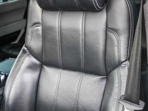 Used 2017 Land Rover Range Rover Long Wheelbase Autobiography image 26