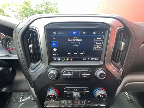 Used 2019 Chevrolet Silverado 1500 LT w/ All-Star Edition AWD/4WD image 31