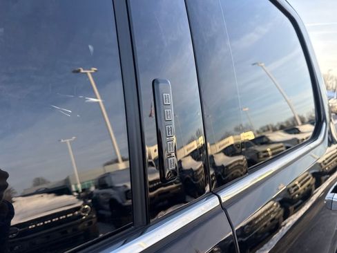Used 2024 Ford F350 Platinum image 27