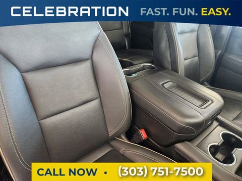 Used 2023 Chevrolet Suburban Premier image 16