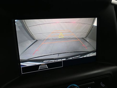 Used 2023 GMC Terrain SLE w/ Driver Convenience Package image 20