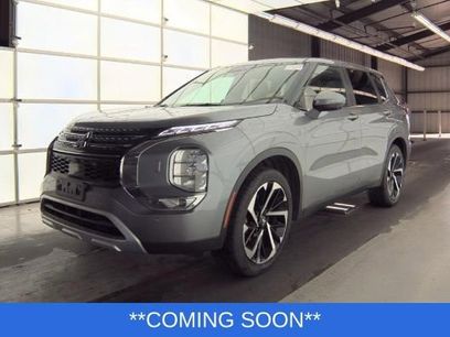 Used 2024 Mitsubishi Outlander SE