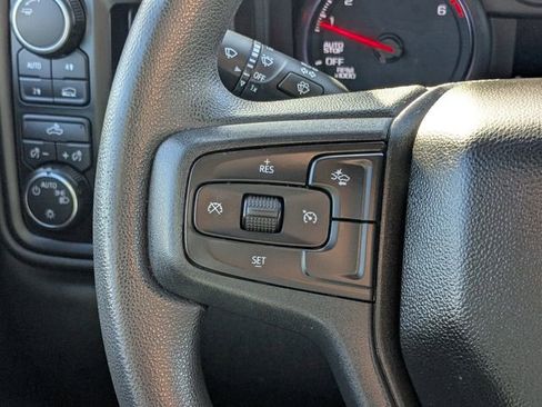 Used 2022 Chevrolet Silverado 1500 Custom image 22