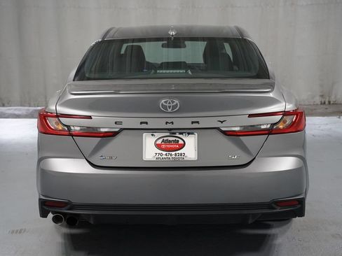 Used 2025 Toyota Camry SE FWD image 7