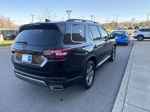 Certified 2026 Honda Pilot EX-L image 4