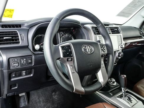 Used 2020 Toyota 4Runner Limited image 4