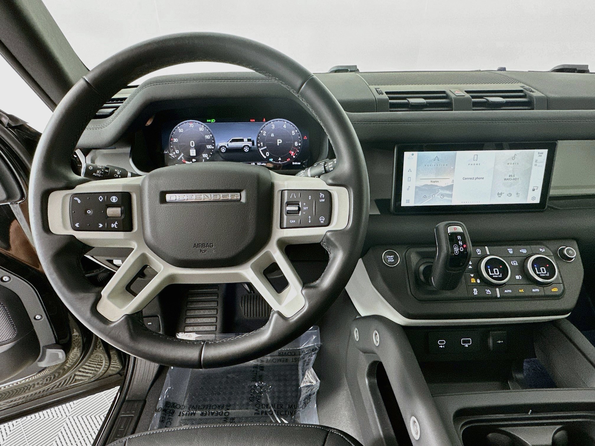 Certified 2024 Land Rover Defender 110 S AWD/4WD image 11