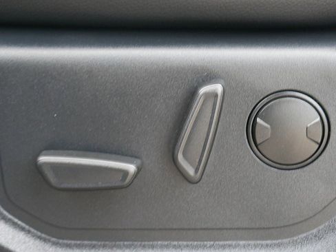 Used 2020 Ford F150 Lariat w/ Equipment Group 502A Luxury image 13