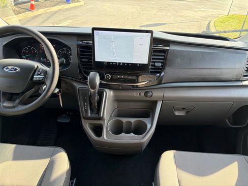 Used 2025 Ford Transit 350 XLT image 33