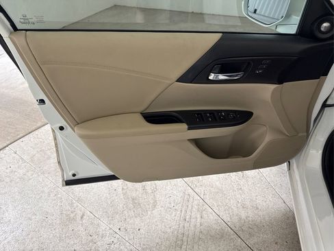 Used 2014 Honda Accord EX-L image 27