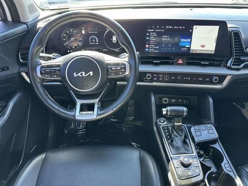 Used 2023 Kia Sportage SX image 11